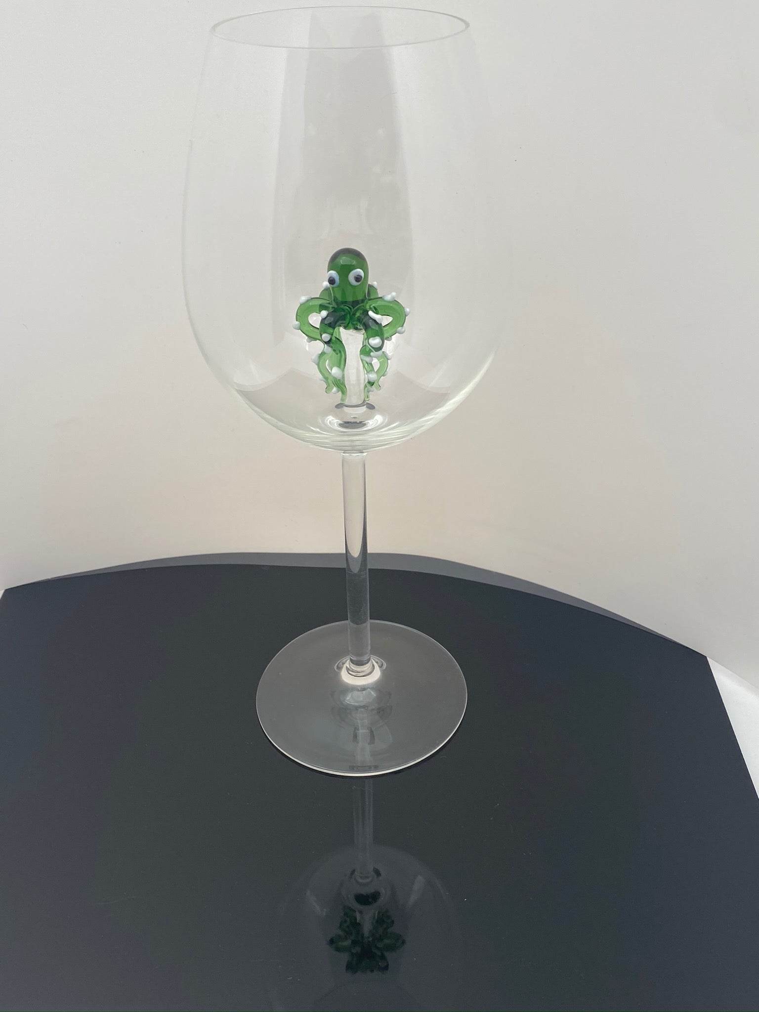 The Octopus Wine Glass™ Crystal - Featured On Delish.com, HouseBeautiful.com & People.com